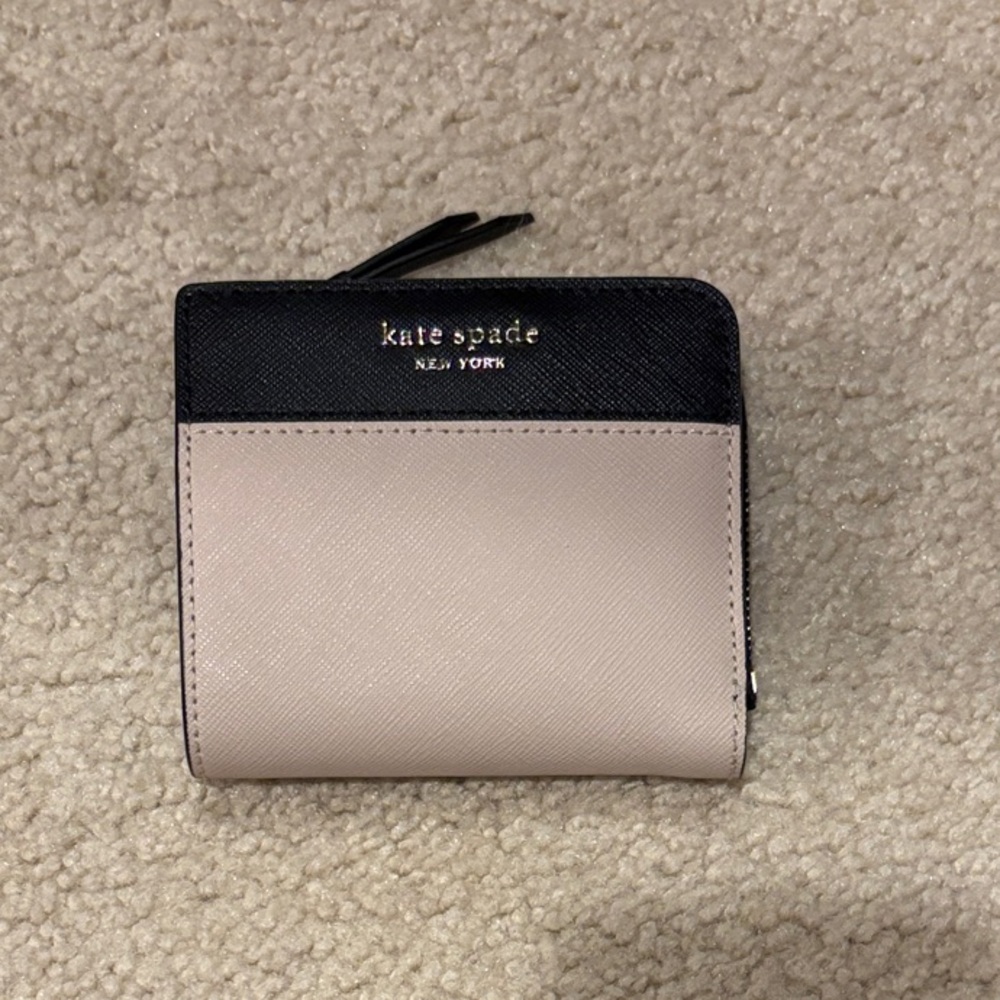 Kate Spade Black and Tan Wallet